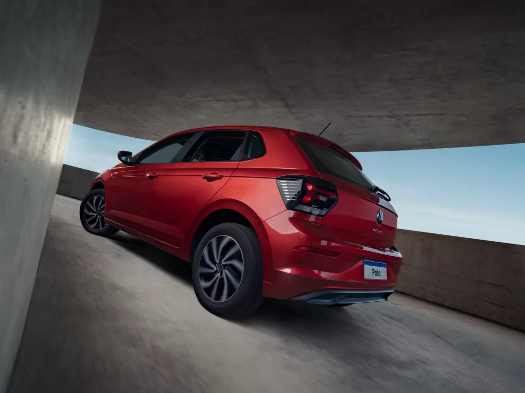 Archivo: polo-lateral-garage.webp - Polo lateral