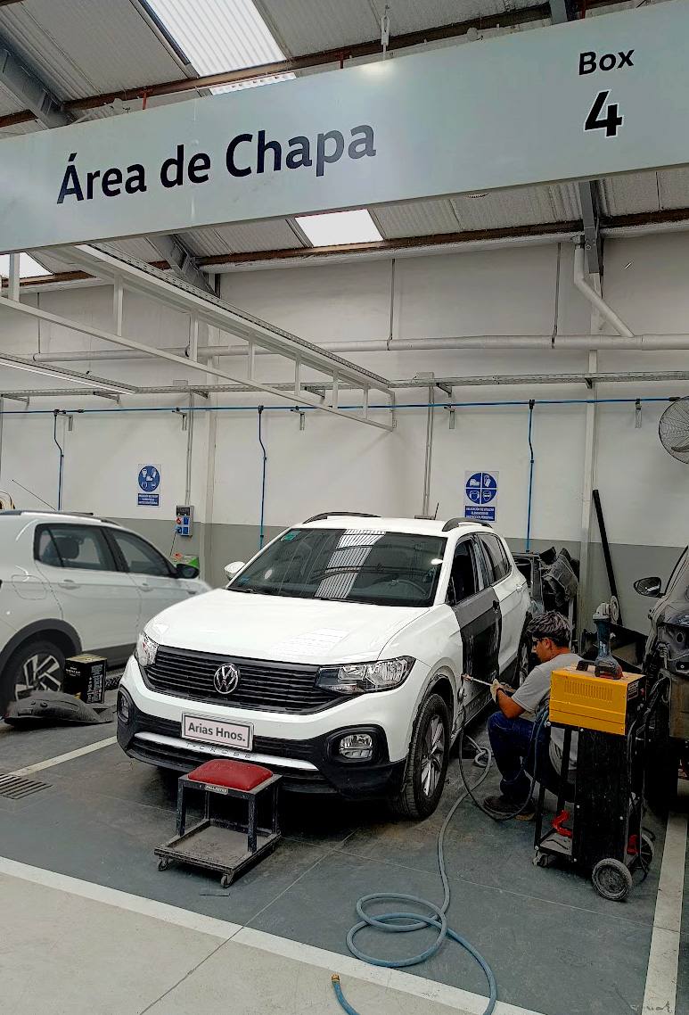 Taller Chapa y Pintura Arias Hnos